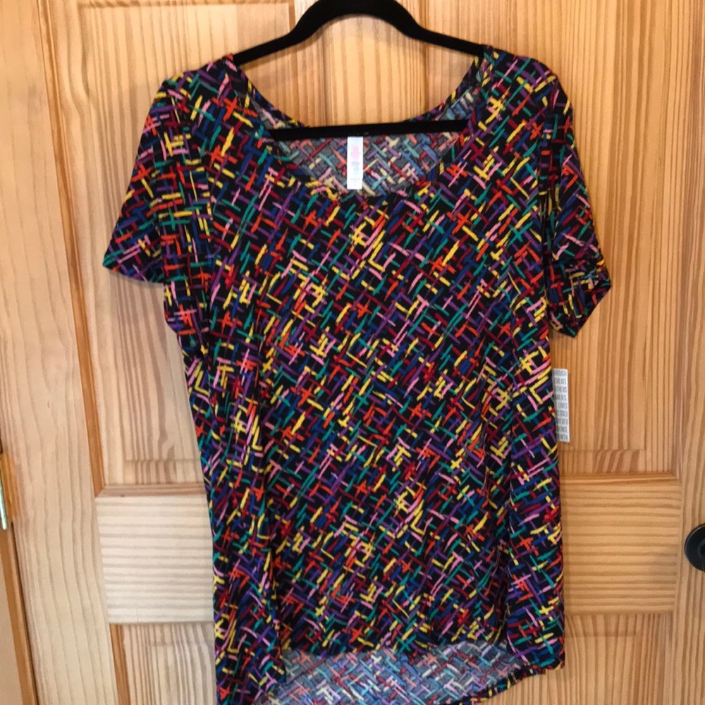 New LuLaRoe Classic T